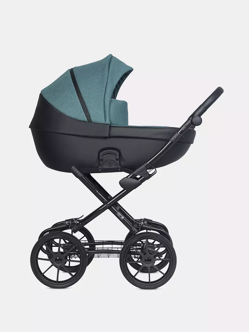 Детская коляска Riko Basic Pacco Classic 2 в 1