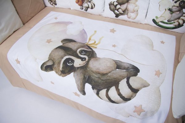 Комплект в кроватку Премиум ПАННО 5 шт.съемн.навол. подушками 6 предм. Енотик с игрушками (кофе)