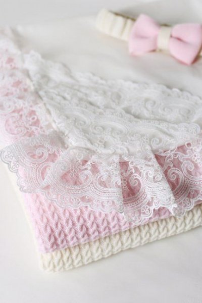 Уголок с кружевом для трикотажного пледа Lappetti