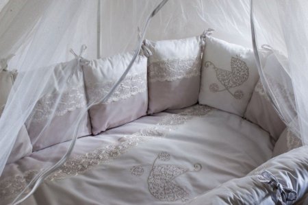 Комплект для круглой (овальной) и прямоугольной кроватки Lappetti "Колясочка"