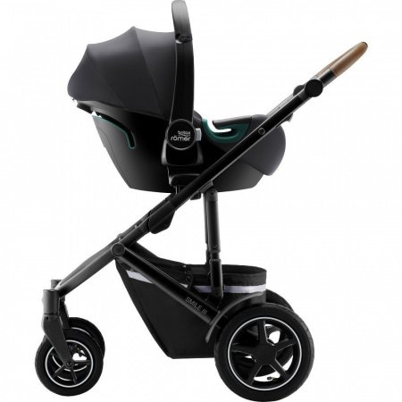 Детская автолюлька Britax Roemer Baby-Safe 3 i-Size