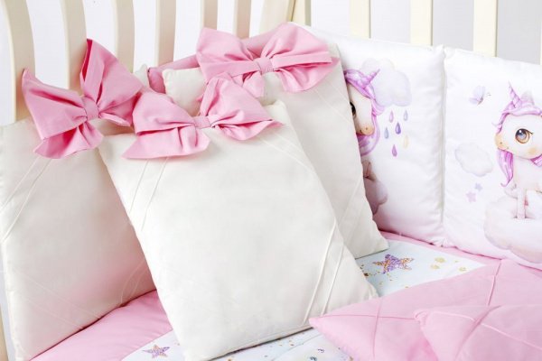 Комплект в кроватку Премиум ПАННО 5 шт.съемн.навол. подушками 6 предм. Единорожки(розовый)