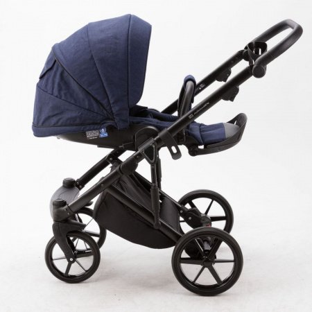 Детская коляска Adamex Marco 3 в 1