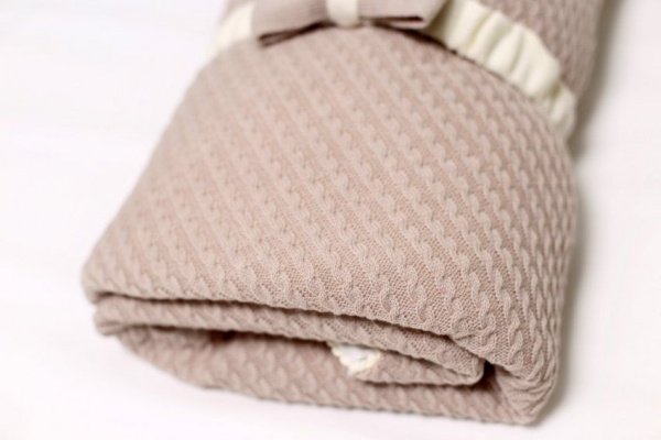 Плед трикотажный с поясом Lappetti