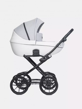 Детская коляска Riko Basic Pacco Classic 2 в 1
