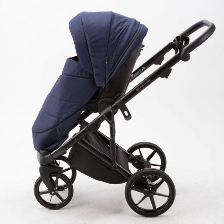 Детская коляска Adamex Marco 3 в 1