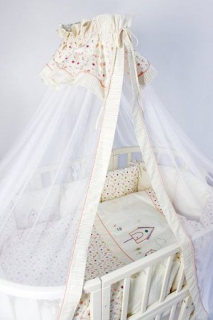 Комплект для круглой (овальной) кроватки Lappetti "Домик для птички"